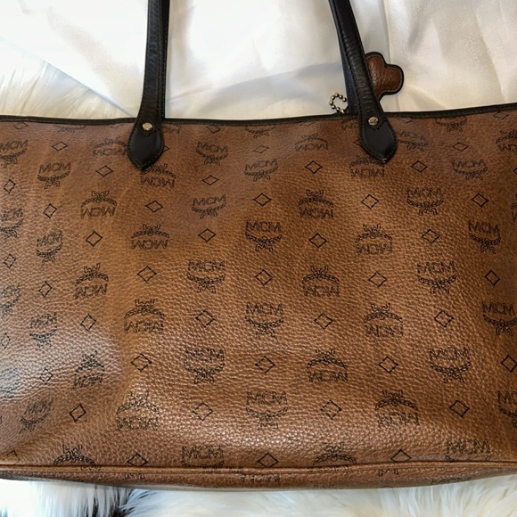 🔵MCM🟤Visetos🔵Striped Shopper Tote Bag - Picture 2 of 10